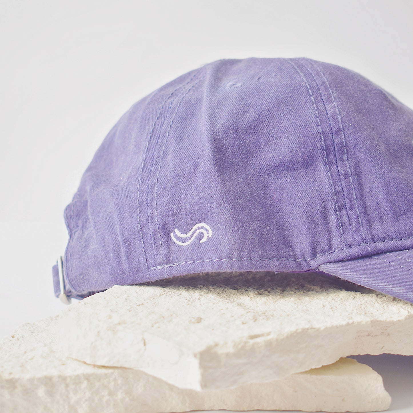 Gorra "Todo pasa y no pasa nada"